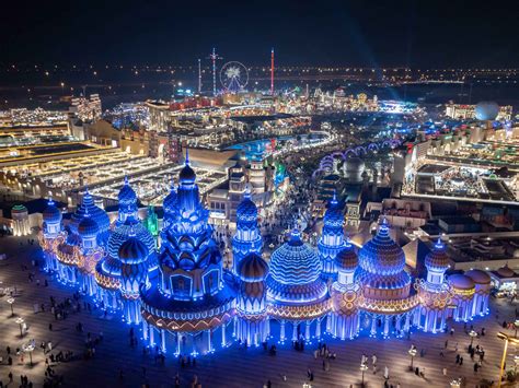 Global village .